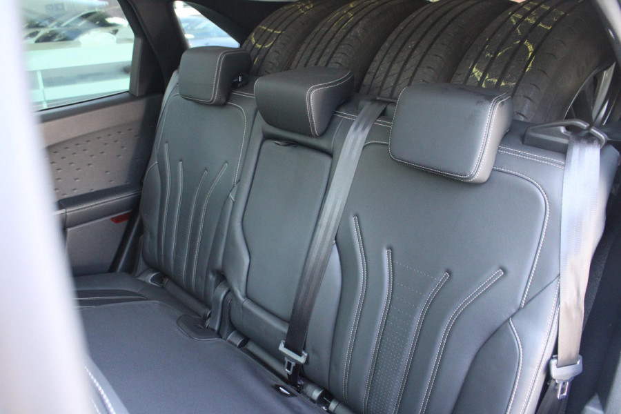 Ford Kuga 2.5 PHEV Vignale Trekhaak Wegklapbaar | Origenele Zomerset Aanwezig | Volledig Lederen Interieur | Panorama Dak |
