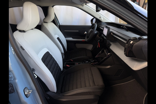 Citroën C3 Aircross Hybrid 145pk e-DCS6 MAX | Nieuwste model | Navi | Camera | CarPlay/Android Auto | Fabrieksgarantie ✅