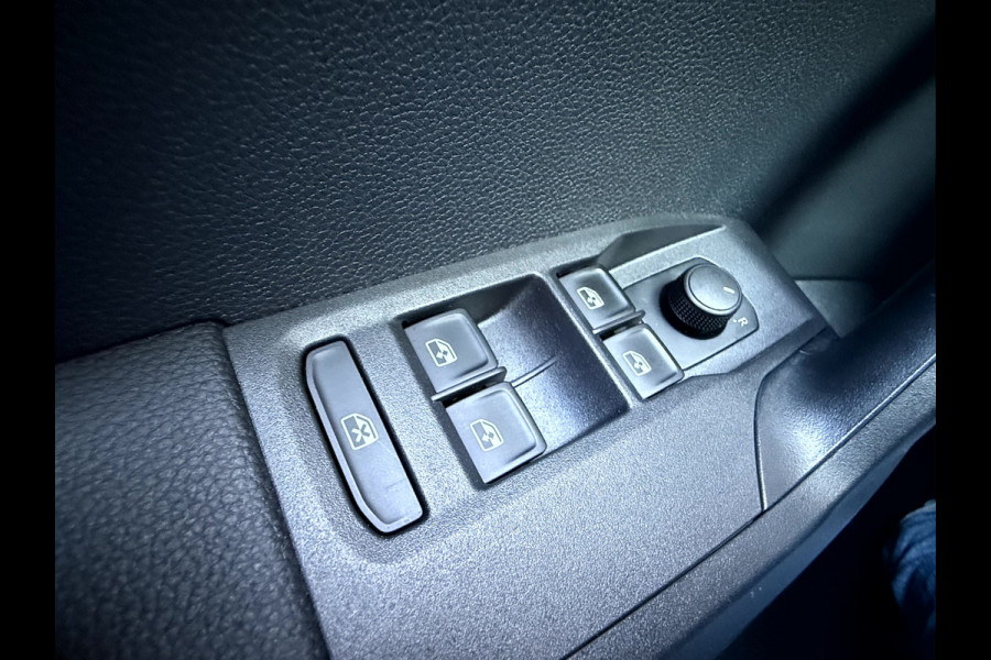 Seat Arona 1.0 EcoTSI Reference Virt. Dash, App Connect, Led