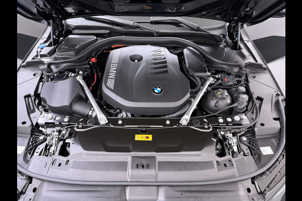 BMW 5 Serie Touring 550e xDrive M-pakket | 1ste eigenaar Pano Harman\Kardon