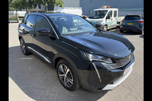 Peugeot 3008 130pk Allure Pack (Leder incl stoelverwarming - Elektrische klep - LED - 360gr Camera - Keyless Entry - Navigatie - Automatische