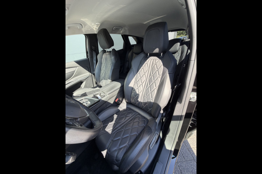 Peugeot 3008 130pk Allure Pack (Leder incl stoelverwarming - Elektrische klep - LED - 360gr Camera - Keyless Entry - Navigatie - Automatische