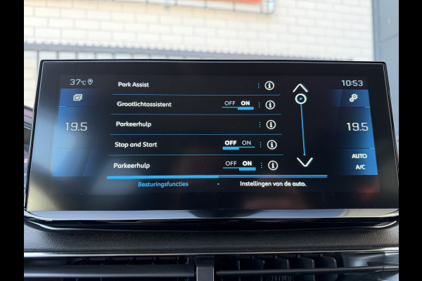 Peugeot 3008 130pk Allure Pack (Leder incl stoelverwarming - Elektrische klep - LED - 360gr Camera - Keyless Entry - Navigatie - Automatische