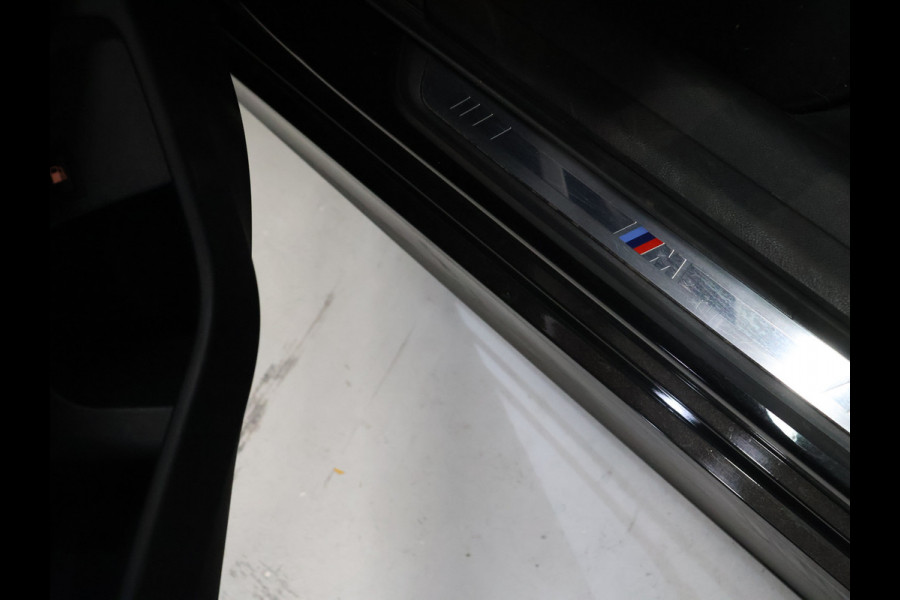 BMW 3-serie 320e High Executive M sport [APPLE CARPLAY, ANDROID, BMW LASERLIGHT, STOELVERWARMING, VOL LEDER, PDC V+A, CRUISE CONTROL, DIGITAL DASH, CLIMATE CONTROL, NIEUWSTAAT]