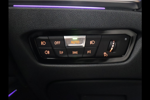 BMW 3-serie 320e High Executive M sport [APPLE CARPLAY, ANDROID, BMW LASERLIGHT, STOELVERWARMING, VOL LEDER, PDC V+A, CRUISE CONTROL, DIGITAL DASH, CLIMATE CONTROL, NIEUWSTAAT]