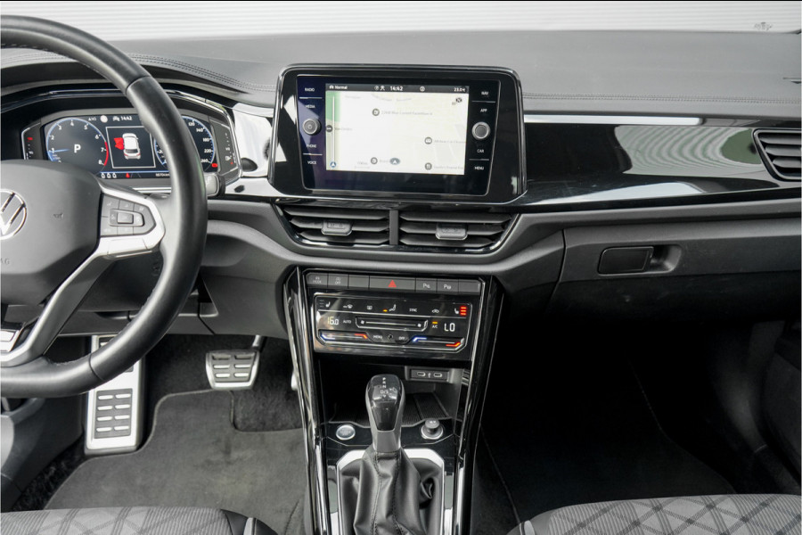 Volkswagen T-Roc 1.5 TSI R-Line Pano LED+ Beats Trekhaak ACC 19"