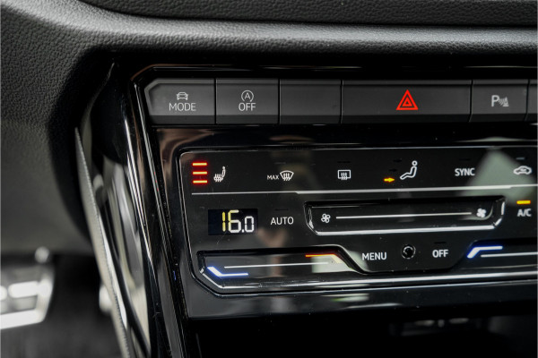 Volkswagen T-Roc 1.5 TSI R-Line Pano LED+ Beats Trekhaak ACC 19"