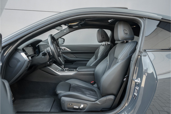 BMW 4 Serie Coupé M440i High Executive ACC Schuifdak H/K Laser 19"