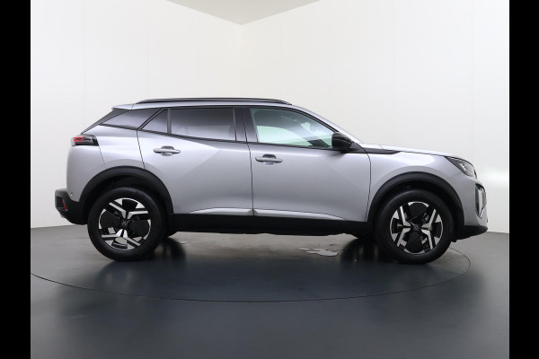 Peugeot 2008 1.2 Hybrid 136 Allure 19000 KM ! | ADAPTIVE CRUISE CONTROL | FULL LED | CAMERA VOOR & ACHTER | DIGITAL DASH | KEYLESS START | PARKEERSENSOREN V+A | DODEHOEKDETECTIE | ALL-IN PRIJS INCL. 12 MND BOVAG GARANTIE