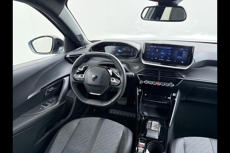 Peugeot 2008 1.2 Hybrid 136 Allure 19000 KM ! | ADAPTIVE CRUISE CONTROL | FULL LED | CAMERA VOOR & ACHTER | DIGITAL DASH | KEYLESS START | PARKEERSENSOREN V+A | DODEHOEKDETECTIE | ALL-IN PRIJS INCL. 12 MND BOVAG GARANTIE