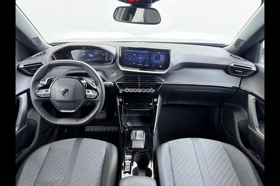Peugeot 2008 1.2 Hybrid 136 Allure 19000 KM ! | ADAPTIVE CRUISE CONTROL | FULL LED | CAMERA VOOR & ACHTER | DIGITAL DASH | KEYLESS START | PARKEERSENSOREN V+A | DODEHOEKDETECTIE | ALL-IN PRIJS INCL. 12 MND BOVAG GARANTIE