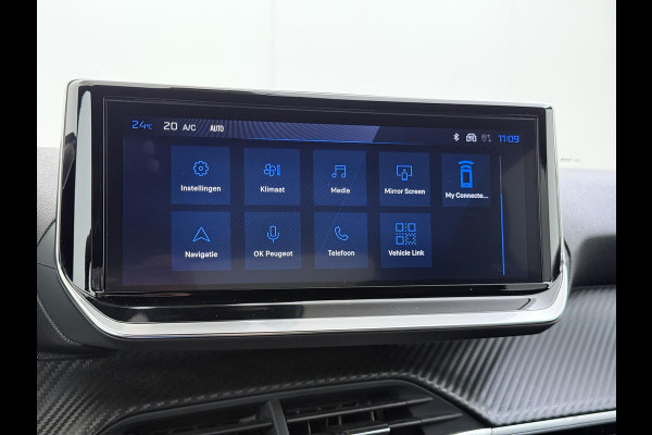 Peugeot 2008 1.2 Hybrid 136 Allure 19000 KM ! | ADAPTIVE CRUISE CONTROL | FULL LED | CAMERA VOOR & ACHTER | DIGITAL DASH | KEYLESS START | PARKEERSENSOREN V+A | DODEHOEKDETECTIE | ALL-IN PRIJS INCL. 12 MND BOVAG GARANTIE