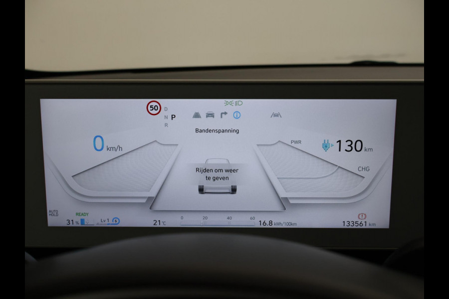 Hyundai IONIQ 5 STYLE 73kWh + TREKHAAK | 19 INCH | SOH 96% | CAMERA | APPLE CARPLAY | ADAPTIVE CRUISE