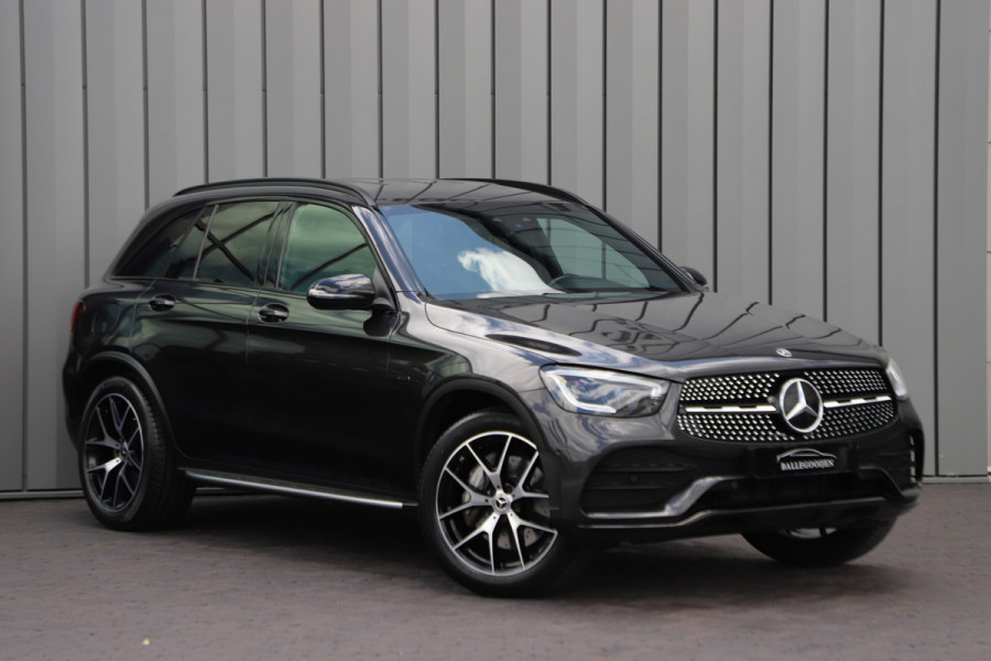 Mercedes-Benz GLC 300e AMG 4-Matic | 320PK | Luchtvering | Head-up | Sfeerverlichting | Multibeam | Standkachel | Digitaal dashboard | 2020.