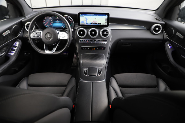 Mercedes-Benz GLC 300e AMG 4-Matic | 320PK | Luchtvering | Head-up | Sfeerverlichting | Multibeam | Standkachel | Digitaal dashboard | 2020.