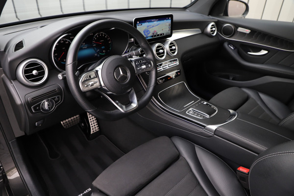Mercedes-Benz GLC 300e AMG 4-Matic | 320PK | Luchtvering | Head-up | Sfeerverlichting | Multibeam | Standkachel | Digitaal dashboard | 2020.