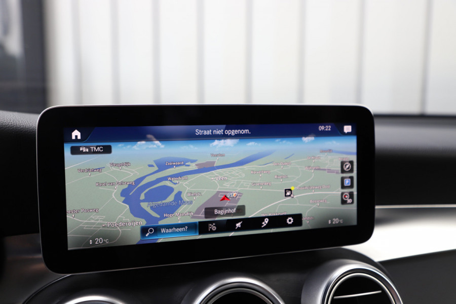 Mercedes-Benz GLC 300e AMG 4-Matic | 320PK | Luchtvering | Head-up | Sfeerverlichting | Multibeam | Standkachel | Digitaal dashboard | 2020.