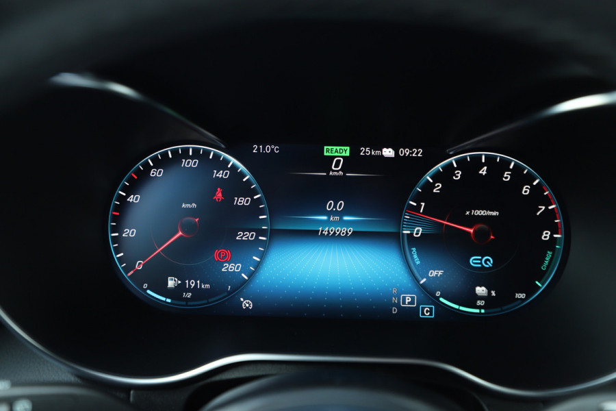 Mercedes-Benz GLC 300e AMG 4-Matic | 320PK | Luchtvering | Head-up | Sfeerverlichting | Multibeam | Standkachel | Digitaal dashboard | 2020.