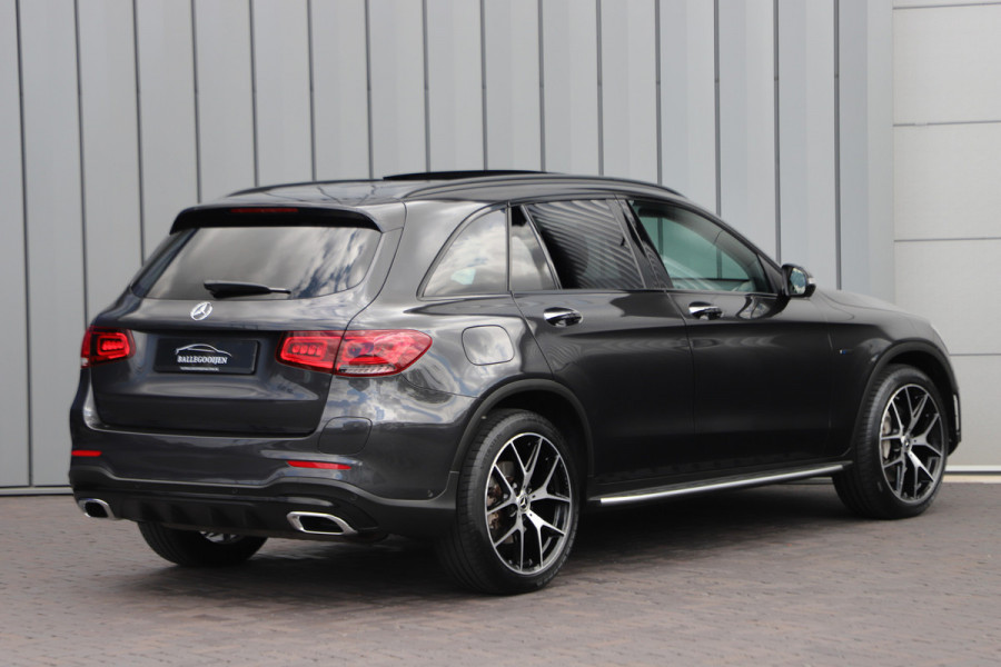 Mercedes-Benz GLC 300e AMG 4-Matic | 320PK | Luchtvering | Head-up | Burmester | Keyless-go | Sfeerverlichting | Pano | Memory | Multibeam | 2020.