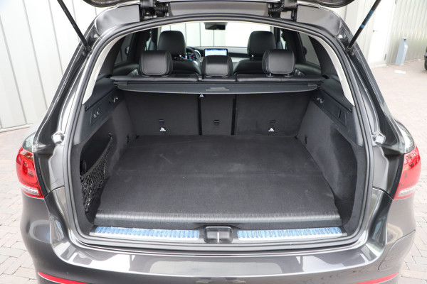 Mercedes-Benz GLC 300e AMG 4-Matic | 320PK | Luchtvering | Head-up | Burmester | Keyless-go | Sfeerverlichting | Pano | Memory | Multibeam | 2020.