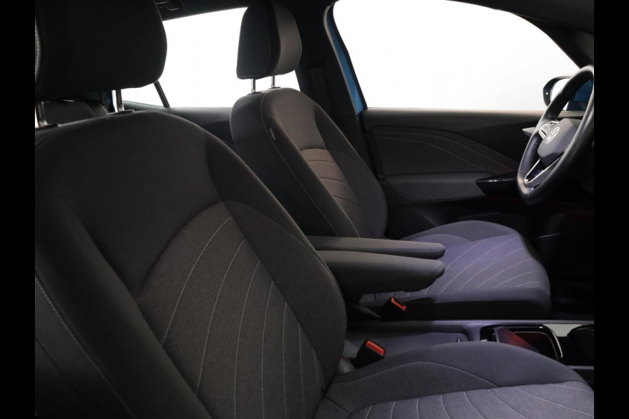 Volkswagen ID.3 Pro 59 kWh 204 pk | Navigatie via App | Parkeersensoren | Adaptieve cruise control | Autom. airco |