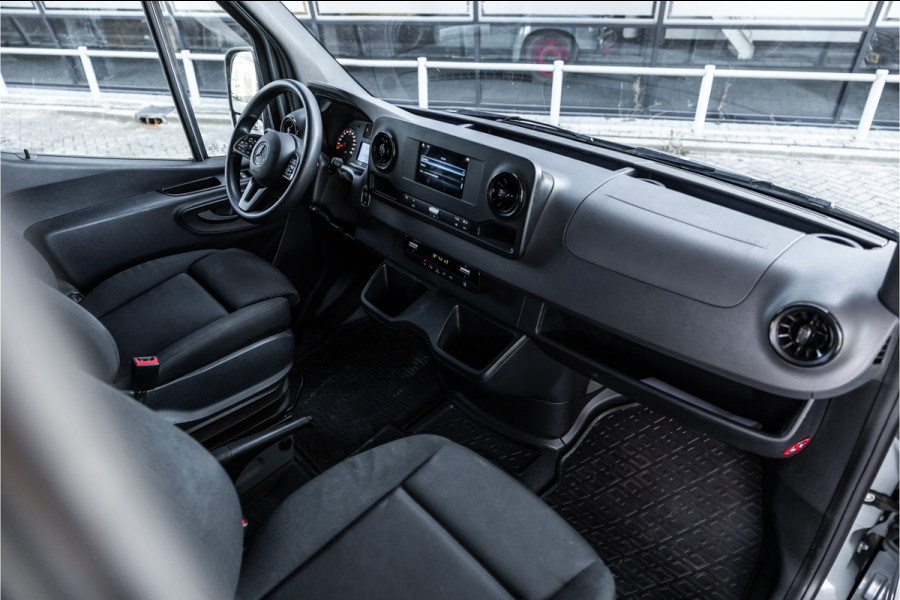 Mercedes-Benz Sprinter 317 1.9 CDI L2H2 | Automaat | CarPlay | Camera | Navigatie | Stoelverwarming | Cruise control | DAB | Dealer onderhouden | Nieuwe APK | BPM Vrij