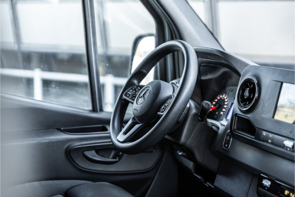 Mercedes-Benz Sprinter 317 1.9 CDI L2H2 | Automaat | CarPlay | Camera | Navigatie | Stoelverwarming | Cruise control | DAB | Dealer onderhouden | Nieuwe APK | BPM Vrij