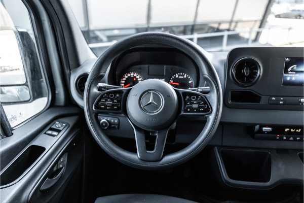 Mercedes-Benz Sprinter 317 1.9 CDI L2H2 | Automaat | CarPlay | Camera | Navigatie | Stoelverwarming | Cruise control | DAB | Dealer onderhouden | Nieuwe APK | BPM Vrij