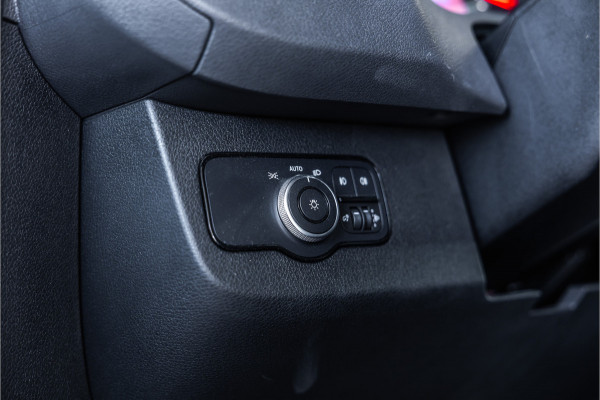 Mercedes-Benz Sprinter 317 1.9 CDI L2H2 | Automaat | CarPlay | Camera | Navigatie | Stoelverwarming | Cruise control | DAB | Dealer onderhouden | Nieuwe APK | BPM Vrij