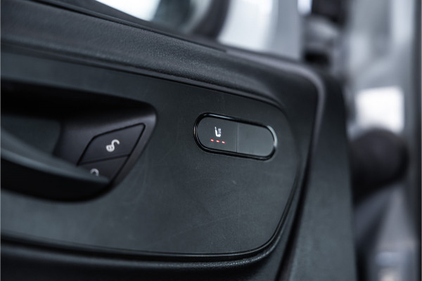 Mercedes-Benz Sprinter 317 1.9 CDI L2H2 | Automaat | CarPlay | Camera | Navigatie | Stoelverwarming | Cruise control | DAB | Dealer onderhouden | Nieuwe APK | BPM Vrij