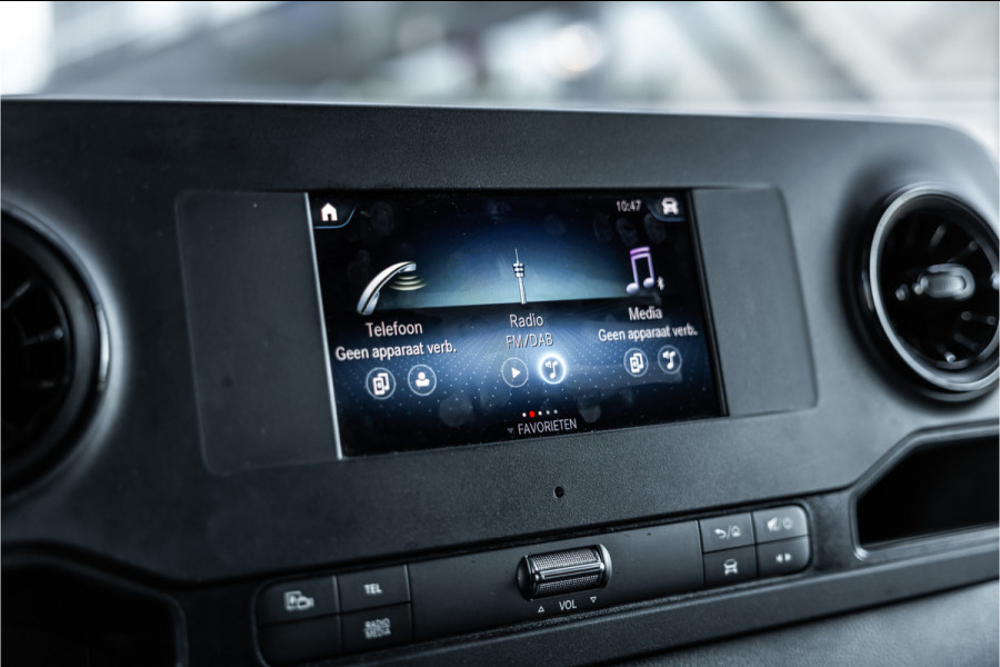Mercedes-Benz Sprinter 317 1.9 CDI L2H2 | Automaat | CarPlay | Camera | Navigatie | Stoelverwarming | Cruise control | DAB | Dealer onderhouden | Nieuwe APK | BPM Vrij