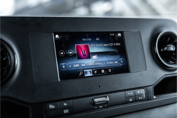 Mercedes-Benz Sprinter 317 1.9 CDI L2H2 | Automaat | CarPlay | Camera | Navigatie | Stoelverwarming | Cruise control | DAB | Dealer onderhouden | Nieuwe APK | BPM Vrij