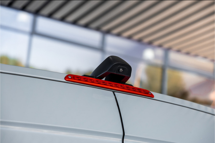 Mercedes-Benz Sprinter 317 1.9 CDI L2H2 | Automaat | CarPlay | Camera | Navigatie | Stoelverwarming | Cruise control | DAB | Dealer onderhouden | Nieuwe APK | BPM Vrij