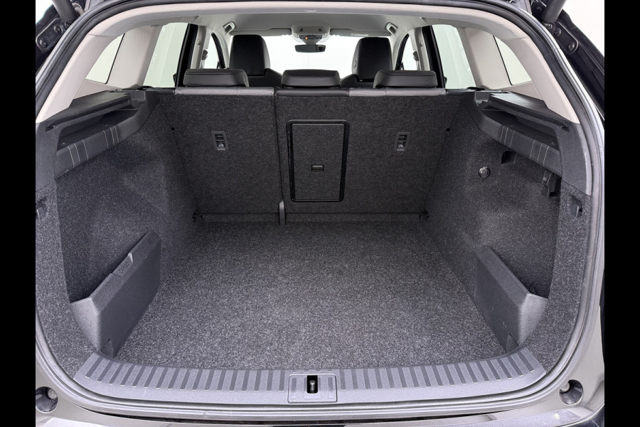 Škoda Enyaq iV60 SOH 94% Camera Adap.Cruise 3-Zone Ecc Stoel+Stuurverwarming Elek.A.klep Elek.Stoel+Memory Navi DAB Pdc Apple Carplay Android Auto Privacy Glas Usb Led SmartLink 19''LM Business Edition 1e Eigenaar Dealeronderhouden Origineel Nederlandse Auto