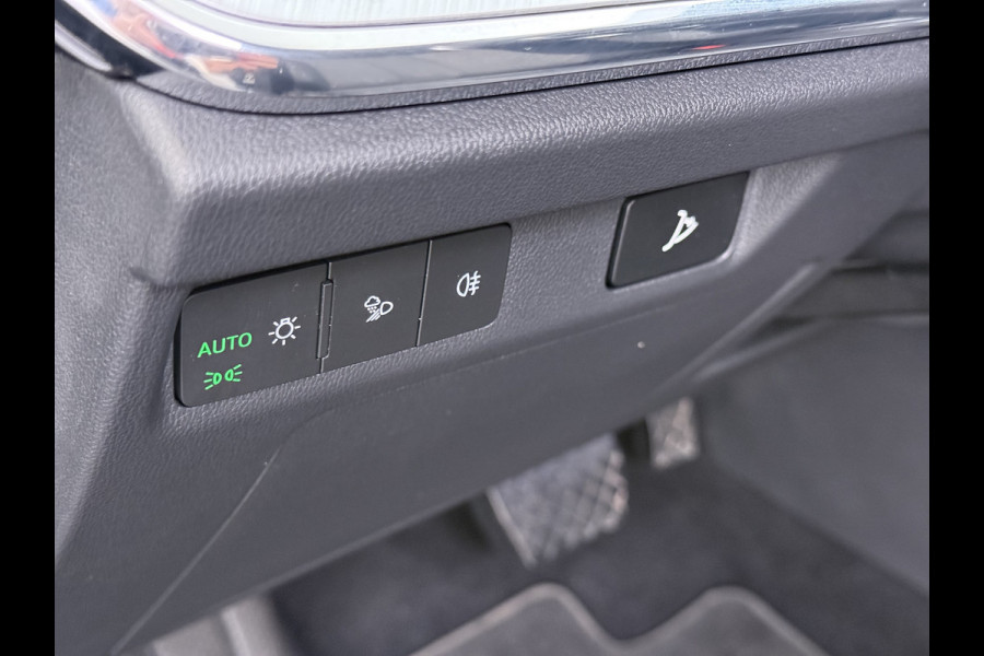 Škoda Enyaq iV60 SOH 94% Camera Adap.Cruise 3-Zone Ecc Stoel+Stuurverwarming Elek.A.klep Elek.Stoel+Memory Navi DAB Pdc Apple Carplay Android Auto Privacy Glas Usb Led SmartLink 19''LM Business Edition 1e Eigenaar Dealeronderhouden Origineel Nederlandse Auto