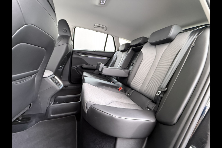 Škoda Enyaq iV60 SOH 94% Camera Adap.Cruise 3-Zone Ecc Stoel+Stuurverwarming Elek.A.klep Elek.Stoel+Memory Navi DAB Pdc Apple Carplay Android Auto Privacy Glas Usb Led SmartLink 19''LM Business Edition 1e Eigenaar Dealeronderhouden Origineel Nederlandse Auto