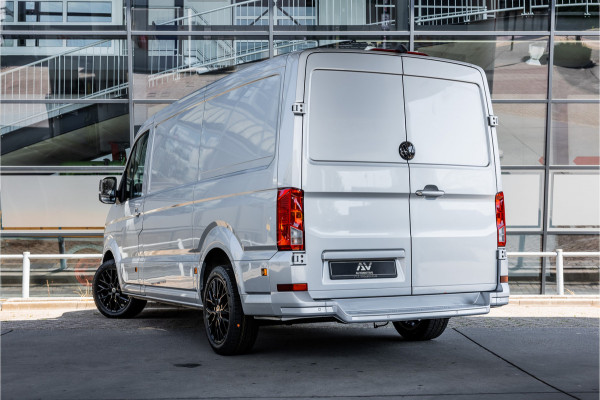 Volkswagen Crafter 2.0 TDI L3H2 | Automaat | CarPlay | Camera | Betimmering | MF Stuur | Cruise control | Stoelverwarming | Nieuwe APK | Dealer onderhouden | BPM Vrij | Euro 6