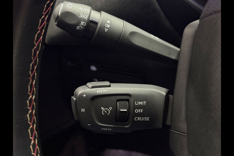 DS DS 3 Crossback DS 3 Crossback 1.2 PureTech Performance Line | Alcantara | Navi | Cruise | PDC | Clima