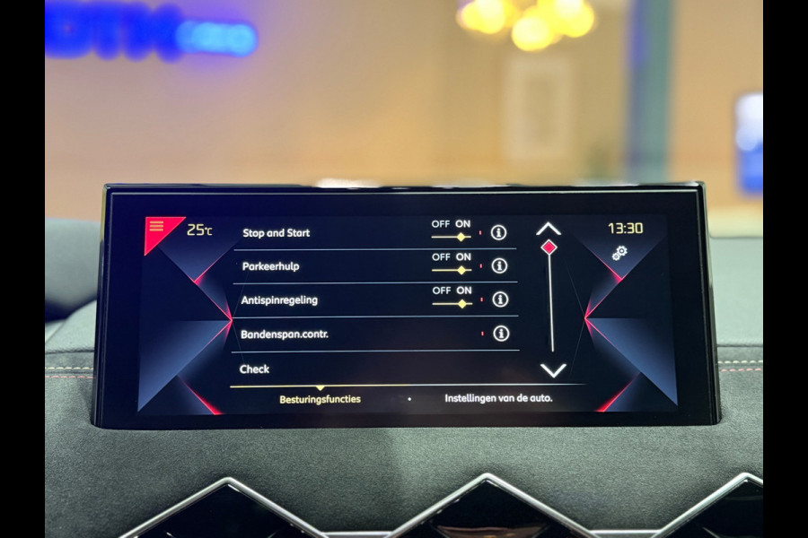 DS DS 3 Crossback DS 3 Crossback 1.2 PureTech Performance Line | Alcantara | Navi | Cruise | PDC | Clima