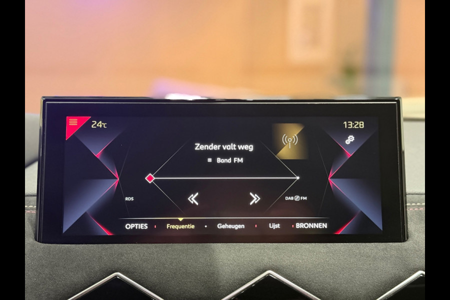 DS DS 3 Crossback DS 3 Crossback 1.2 PureTech Performance Line | Alcantara | Navi | Cruise | PDC | Clima