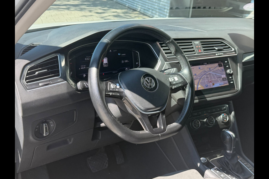 Volkswagen Tiguan 1.5 TSI ACT Highline Business - AUTOMAAT I Navigatie / Apple CarPlay I Airco I en nog Veel meer EXTRA'S