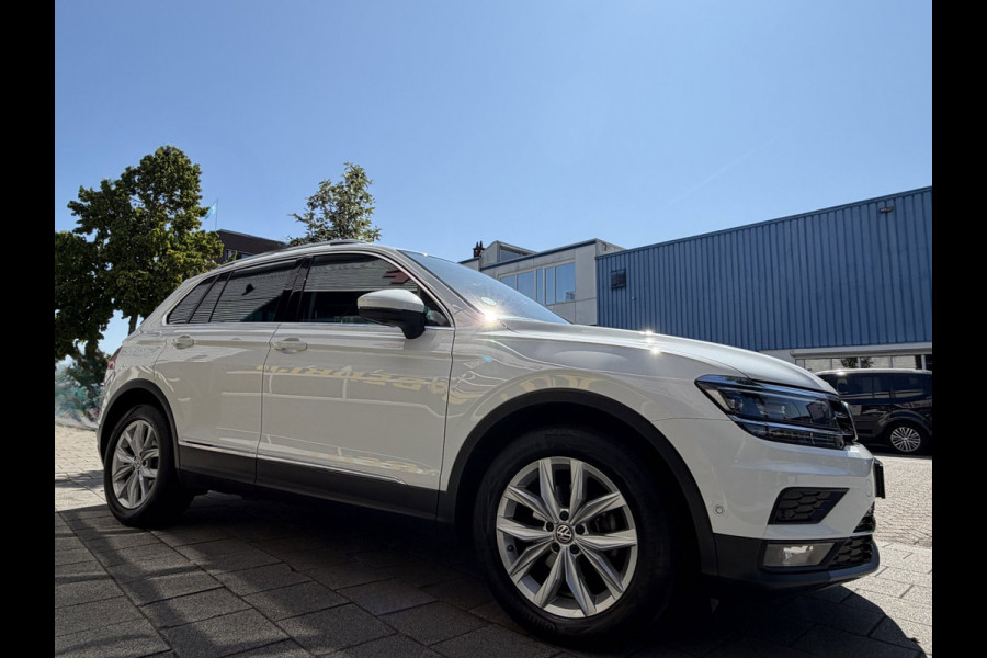Volkswagen Tiguan 1.5 TSI ACT Highline Business - AUTOMAAT I Navigatie / Apple CarPlay I Airco I en nog Veel meer EXTRA'S