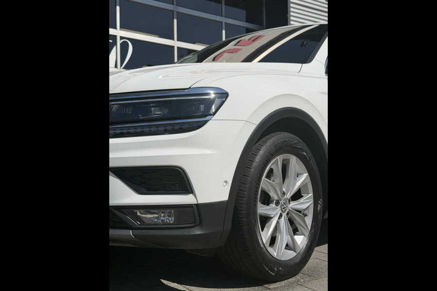 Volkswagen Tiguan 1.5 TSI ACT Highline Business - AUTOMAAT I Navigatie / Apple CarPlay I Airco I en nog Veel meer EXTRA'S