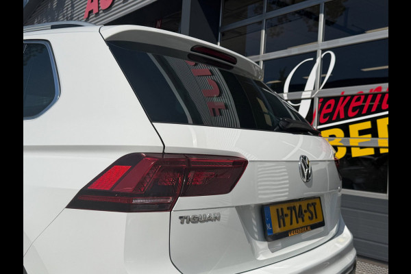 Volkswagen Tiguan 1.5 TSI ACT Highline Business - AUTOMAAT I Navigatie / Apple CarPlay I Airco I en nog Veel meer EXTRA'S