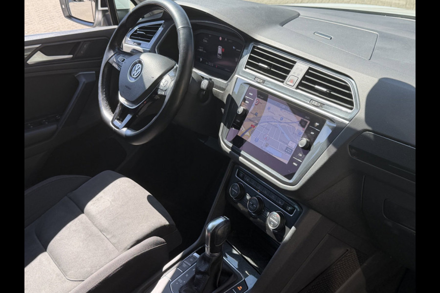 Volkswagen Tiguan 1.5 TSI ACT Highline Business - AUTOMAAT I Navigatie / Apple CarPlay I Airco I en nog Veel meer EXTRA'S