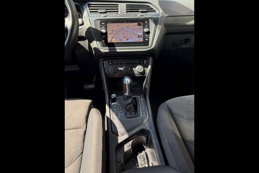 Volkswagen Tiguan 1.5 TSI ACT Highline Business - AUTOMAAT I Navigatie / Apple CarPlay I Airco I en nog Veel meer EXTRA'S