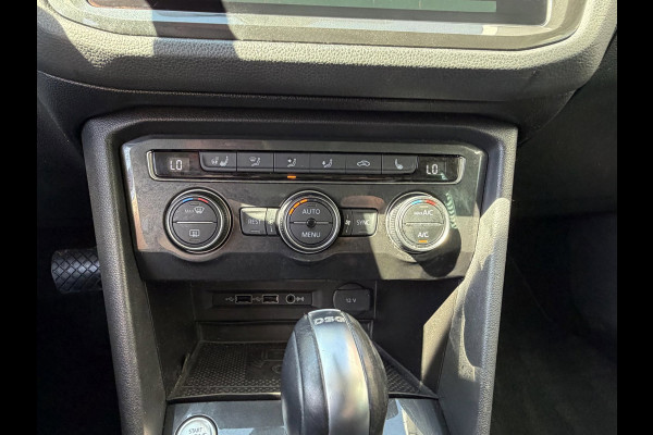 Volkswagen Tiguan 1.5 TSI ACT Highline Business - AUTOMAAT I Navigatie / Apple CarPlay I Airco I en nog Veel meer EXTRA'S