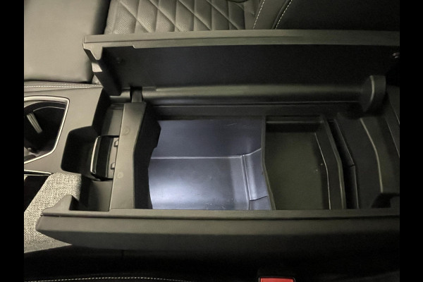 Peugeot 3008 1.2 Hybrid 136 e-DCS Aut. GT Exclusive Panoramadak Nappa leder + elektrische stoelen 360° Camera PDC VA Adaptive Cruise LED Matrix FOCAL Audio