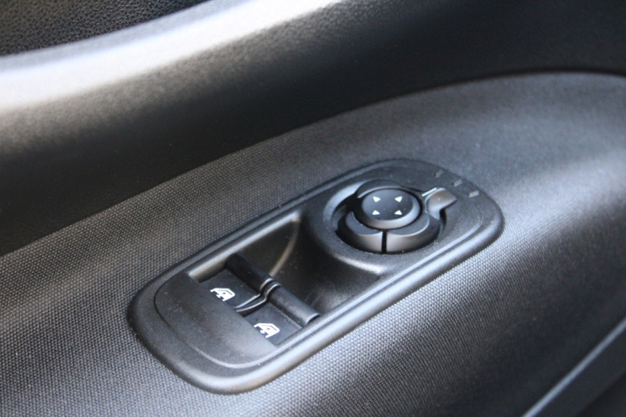 Fiat 500E Icon 42 kWh Grote accu | Carplay | Led