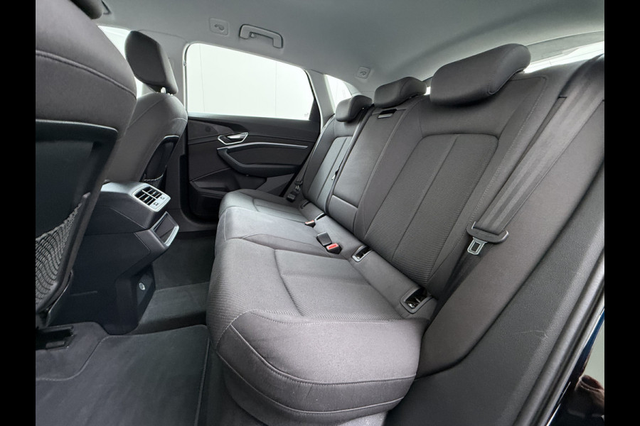 Audi e-tron 55 Quattro 408pk 95kWh Luchtvering LED Navi Ecc Edition Cruise Control Pdc Elek.Achterklep SOH 92% Lmv 19" Virtual Cockpit Led Isofix DAB Bluetooth 1e Eigenaar Origineel Nederlandse Auto Dealeronderhouden